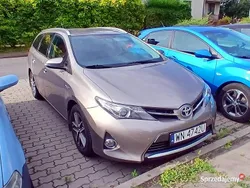 Beżowy Używany 2014 Toyota Auris Hybrid Kombi | 55 500 zł (Uczciwa cena)