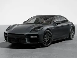 Porsche Panamera 4