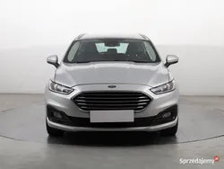 Srebrny Używany 2019 Ford Mondeo Kombi | 49 999 zł (Dobra cena)