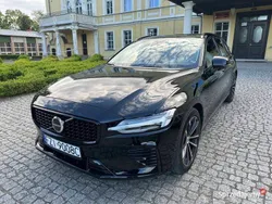 Czarny Używany 2023 Volvo V60 Plus Kombi | 140 000 zł (Dobra cena)