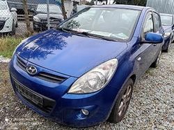 Niebieski Używany 2010 Hyundai i20 Hatchback | 9900 zł