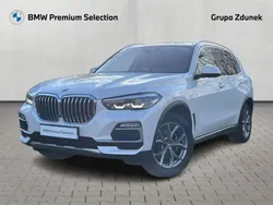 Mineral white metallic metalizowany Używany 2019 BMW X5 xLine SUV | 189 900 zł (Uczciwa cena)