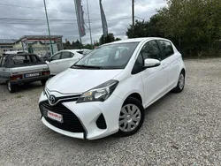Biały Używany 2015 Toyota Yaris Hatchback | 17 900 zł