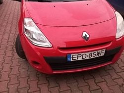 Czerwony Używany 2013 Renault Clio IV Hatchback | 14 400 zł (Dobra cena)