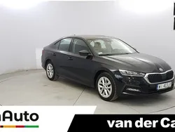 Czarny Używany 2021 Skoda Octavia Ambition Sedan/Limuzyna | 76 900 zł (Dość drogi)
