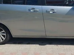 Srebrny Używany 2011 Mazda 5 Minivan | 20 000 zł (Dobra cena)
