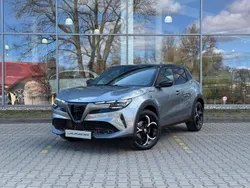 Lakier metalizowany szary z czarnym dachem arese Nowe 2025 Alfa Romeo Junior Edizione Speciale SUV | 134 876 zł