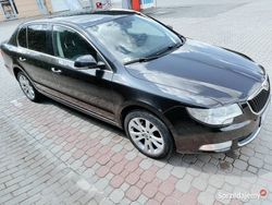 Czarny Używany 2010 Skoda Superb Sedan/Limuzyna | 26 900 zł (Uczciwa cena)