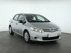 Srebrny Używany 2012 Toyota Auris Hatchback | 18 499 zł (Dobra cena)