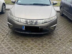 Używany 2006 Honda Civic Sedan/Limuzyna | 14 600 zł (Uczciwa cena)