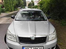 Srebrny Używany 2012 Skoda Octavia Kombi | 10 700 zł (Dobra cena)
