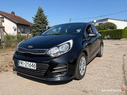 Czarny Używany 2016 Kia Rio 2 Hatchback | 24 700 zł (Uczciwa cena)
