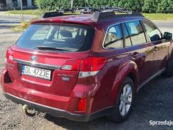 Bordowy Używany 2013 Subaru Outback Kombi | 33 000 zł