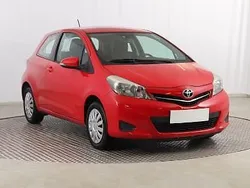 Czerwony Używany 2013 Toyota Yaris Hatchback | 17 999 zł (Uczciwa cena)