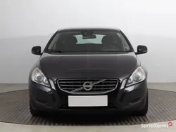 Czarny Używany 2012 Volvo V60 Kombi | 34 499 zł (Uczciwa cena)
