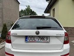 Biały Używany 2015 Skoda Octavia Kombi | 40 000 zł (Uczciwa cena)