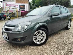 Zielony (metalik) Używany 2009 Opel Astra Cosmo Hatchback | 14 900 zł (Uczciwa cena)
