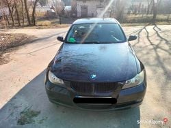 Czarny Używany 2007 BMW 318 Sedan/Limuzyna | 16 500 zł (Uczciwa cena)