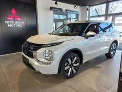 Biały Nowe 2025 Mitsubishi Outlander P-HEV SUV | 299 990 zł