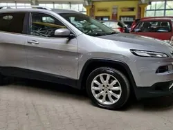 Szary (metalik) Używany 2015 Jeep Cherokee SUV | 53 900 zł (Super Cena)