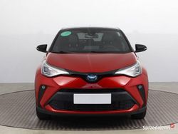Czerwony Używany 2019 Toyota C-HR SUV | 92 499 zł (Uczciwa cena)