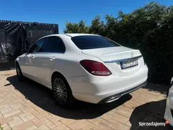 Mercedes C200