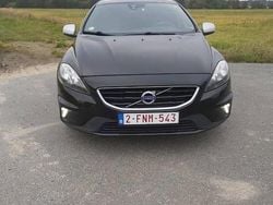 Czarny Używany 2015 Volvo V40 R-Design Kombi | 36 500 zł (Dobra cena)