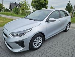 Srebrny (metalik) Używany 2020 Kia Ceed 2 Hatchback | 44 900 zł (Dobra cena)