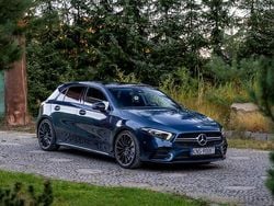 Niebieski ciemny (metalik) Używany 2022 Mercedes A35 AMG AMG Hatchback | 154 777 zł