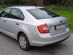 Srebrny Używany 2014 Skoda Rapid Hatchback | 8900 zł (Uczciwa cena)