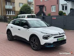 Biały Używany 2022 Citroën e-C4 Feel Hatchback | 69 900 zł