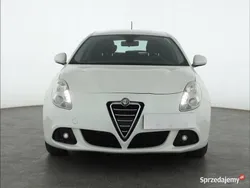 Biały Używany 2012 Alfa Romeo Giulietta Hatchback | 28 899 zł (Uczciwa cena)