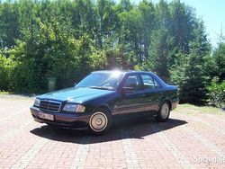 Używany 2000 Mercedes C180 | 13 500 zł
