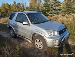 Srebrny Używany 2003 Toyota RAV4 SUV | 15 900 zł