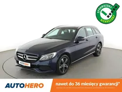 Czarny Używany 2017 Mercedes C200 Kombi | 59 900 zł (Uczciwa cena)
