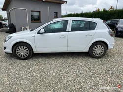 Biały Używany 2010 Opel Astra Hatchback | 5990 zł