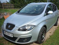 Srebrny Używany 2012 Seat Altea XL Minivan | 2500 zł