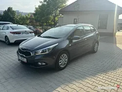 Szary Używany 2013 Kia Ceed 2 Kombi | 28 400 zł (Dość drogi)