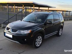 Czarny Używany 2009 Mitsubishi Outlander SUV | 21 900 zł (Uczciwa cena)