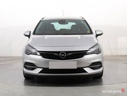 Srebrny Używany 2020 Opel Astra Kombi | 37 499 zł (Uczciwa cena)