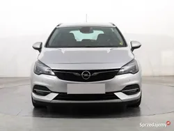 Srebrny Używany 2020 Opel Astra Kombi | 39 999 zł (Uczciwa cena)