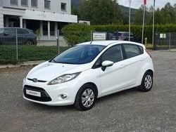 Biały Używany 2011 Ford Fiesta Hatchback | 14 800 zł (Uczciwa cena)