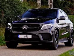 Czarny Używany 2019 Mercedes GLE43 AMG AMG SUV | 209 000 zł