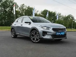 Szary Używany 2020 Kia XCeed SUV | 83 999 zł (Dobra cena)