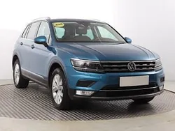 Niebieski Używany 2016 VW Tiguan SUV | 69 999 zł (Uczciwa cena)