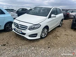 Mercedes B180