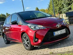 Bordowy (metalik) Używany 2018 Toyota Yaris Hatchback | 43 900 zł (Uczciwa cena)