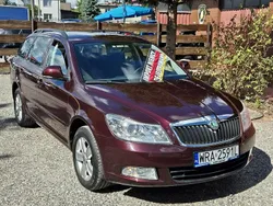 Bordowy Używany 2010 Skoda Octavia Kombi | 23 900 zł (Drogi)