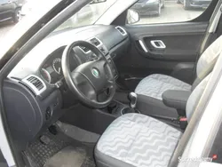 Srebrny Używany 2009 Skoda Roomster Minivan | 15 800 zł