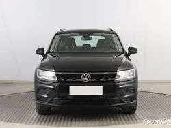 Czarny Używany 2016 VW Tiguan SUV | 68 499 zł (Uczciwa cena)